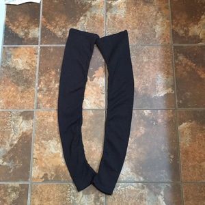 ALO yoga leg warmers *NWOT*
